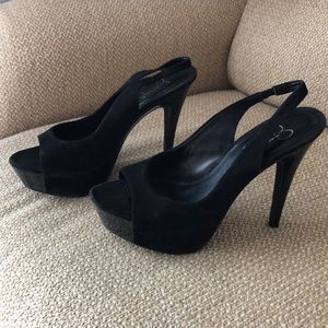 Jessica Simpson heels